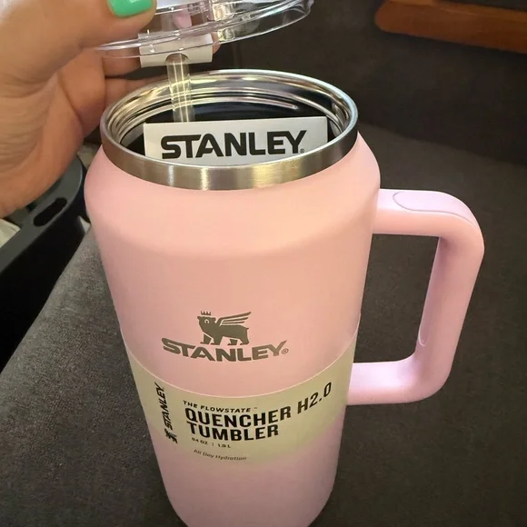 STANLEY 64 oz Stainless Steel H2.0 Flowstate Quencher Tumbler- Target Exclusive - Picture 5 of 5
